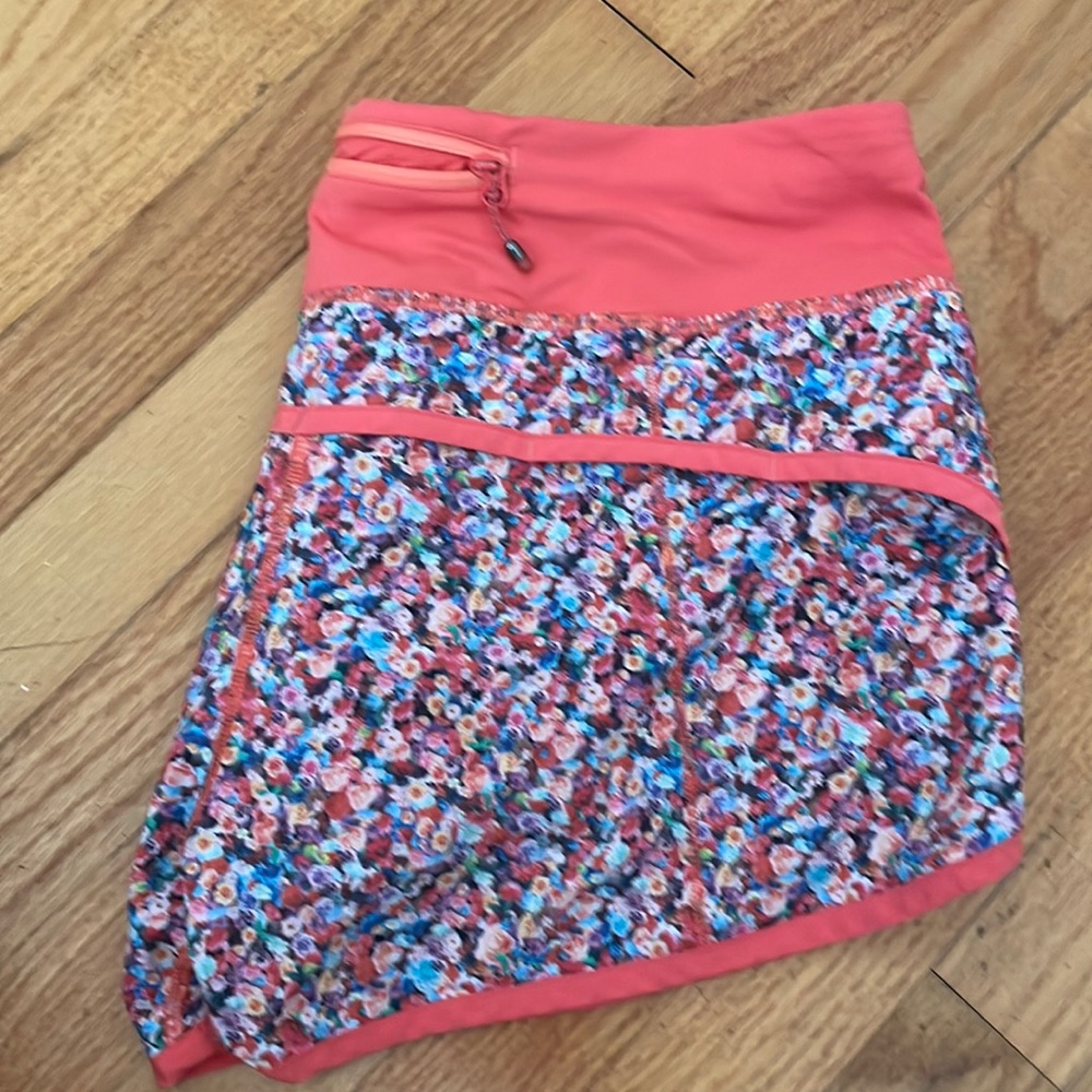 Lululemon Speedshort - Size 8